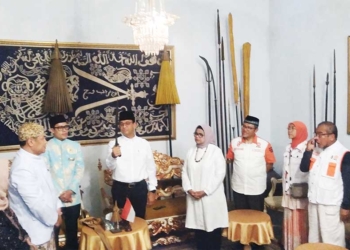 Anies Kampanye di Cirebon, Didoakan Sultan Kasepuhan