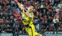 Kiper Persib Kevin Mendoza Cetak Clean Sheet Perdana saat Kontra Bali United