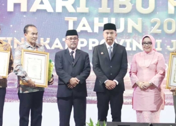 Pj Gubernur Jabar Peringati Hari Ibu di Kabupaten Cirebon