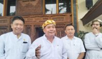 Abraham Tuding Ketua DPRD Kabupaten Cirebon Sandera Raperda Riparkab