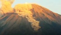 Gunung Semeru Erupsi, Awan Panas Membumbung Setinggi 2 Ribu Meter
