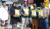 Disperdagin Kabupaten Cirebon Gelar Operasi Pasar, 10 Ton Beras Ludes Sekejap