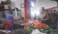 Harga Cabai di Pasar Jagasatru Cirebon Naik Tiap Jam