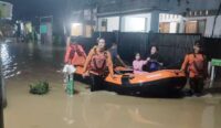 Sekitar Rumah Rocky Gerung di Bogor Diterjang Banjir dan Longsor