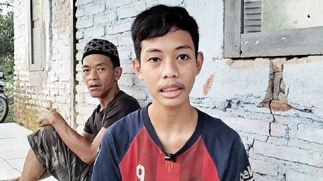 Fadli, Warga Kabupaten Cirebon Tak Miliki Anus Sejak Lahir, sangat Ingin Sembuh agar Bisa Kembali Sekolah
