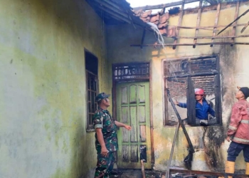 Lupa Matikan Kompor, Rumah di Tuk Karangsuwung Cirebon Terbakar