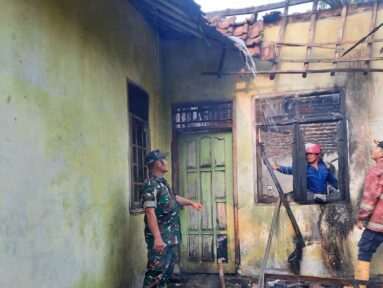 Lupa Matikan Kompor, Rumah di Tuk Karangsuwung Cirebon Terbakar