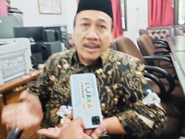 Tegaskan Belum Ada Rekom untuk Pilbup Cirebon, Aan Bantah Kabar DPP PDIP Usung Pasangan Selly Imron