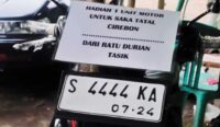 Bukan Hanya Pegi Setiawan, Ratu Durian Tasikmalaya juga Hadiahi Saka Tatal Sepeda Motor