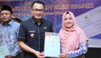 Pj Bupati Cirebon Wahyu Mijaya Dorong Transformasi Digital Sertifikat Tanah