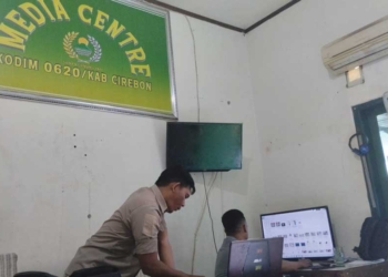 Tim Media Center TMMD ke-121 Kodim 0620 di Desa Kubang Cirebon Miliki Peran Besar