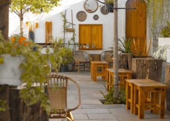 7 Tempat Nongkrong di Cirebon, Tempat Estetik Harga Terjangkau