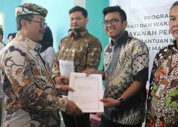 Pemkab Cirebon Komitmen Beri Kemudahan dan Kecepatan Perizinan Berusaha