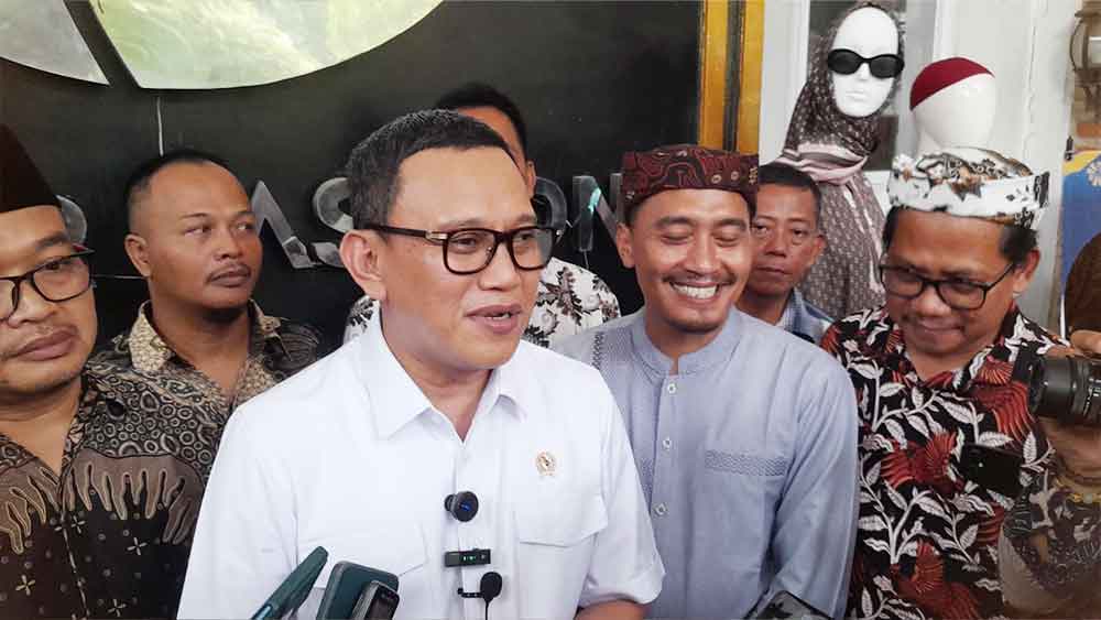 PMI Purna-Migran Asal Desa Kebonturi Cirebon Sukses Buka Wirausaha Konveksi