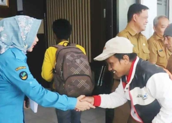 Pemkab Cirebon Bantu Pemulangan 25 Warga Terlantar di Subang