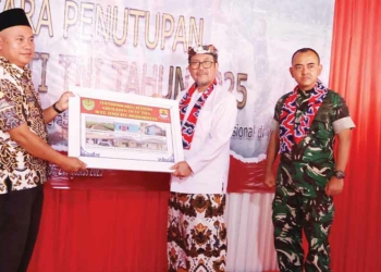 Bupati Cirebon Minta Masyarakat Pelihara Hasil Karya Bakti TNI