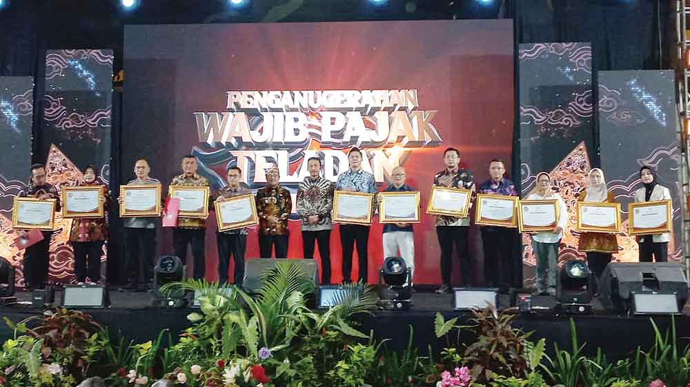 Pemkab Cirebon Apresiasi Wajib Pajak Teladan