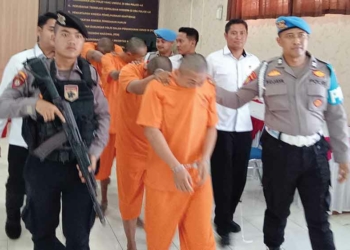 Tukang Bubur di Cirebon Nyambi Melinting Ganja, Dibekuk Polisi