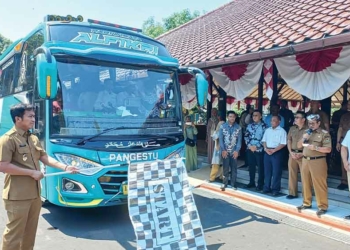 Bupati-Wabup Cirebon Lepas 69 Warga Kerja di Jepang
