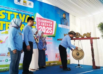 Festival Literasi 2025 Digelar, Bupati Cirebon Ajak Masyarakat Gemar Membaca