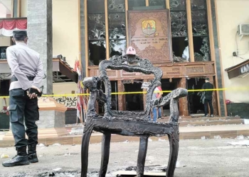 Demo di Cirebon Anarkis, Polisi Kejar Pelaku Perusakan dan Penjarahan di Gedung DPRD Kabupaten Cirebon