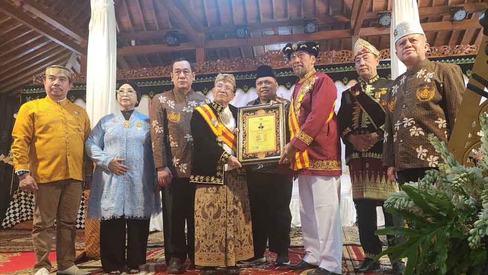 MAKN Akui Sultan Aloeda II Sebagai Sultan di Kasultanan Kasepuhan Cirebon