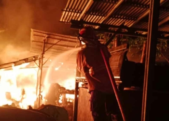 Tempat Pengolahan Biji Plastik di Cirebon Terbakar, Kerugian Capai Rp 100 Juta