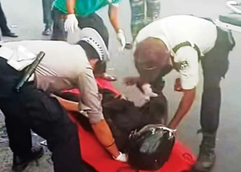 Kecelakaan di Cirebon, Tabrak Belakang Truk Fuso Pemotor Tewas