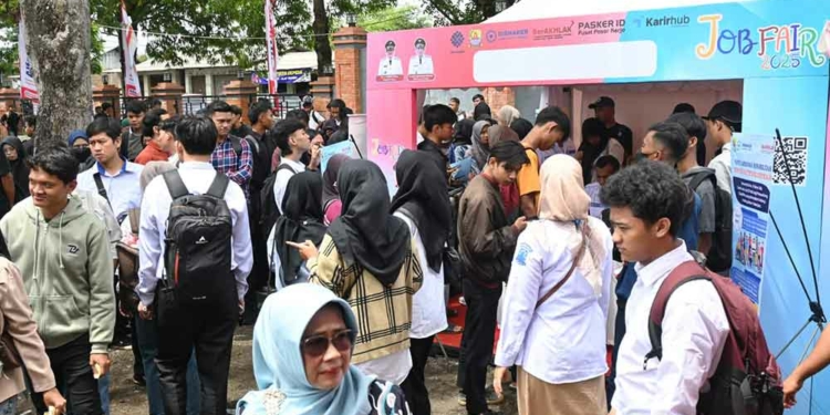Pemkab Cirebon Gelar Job Fair, Diikuti 27 Perusahaan, 2.179 Loker