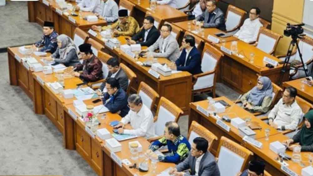 Rektor UIN Siber Cirebon Hadiri RDP Komisi VIII DPR, Dorong Tata Kelola PTKIN yang Adaptif dan Inovatif