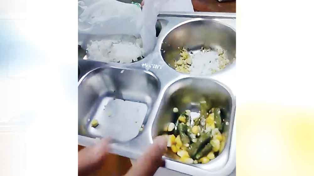 Viral Menu MBG di Kota Cirebon Basi dan Berulat, SPPG Kalijaga II: Kami Masak Jam 3 Matang Jam 4