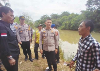 Antisipasi Banjir, Wali Kota Cirebon Pantau Pengerukan Sungai