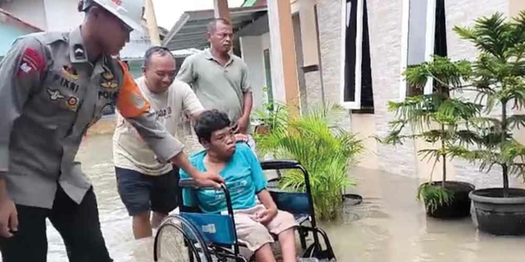 Tiga Desa di Kecamatan Gunungjati Cirebon Diterjang Banjir, Warga Dievakuasi ke Tempat Aman
