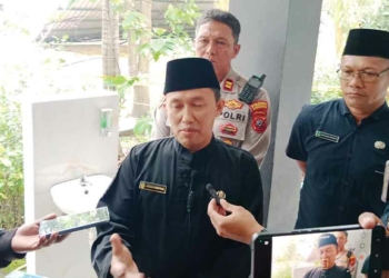 Atap SMAN 1 Susukan Cirebon Roboh, Kepsek Bantah Guru Meninggal