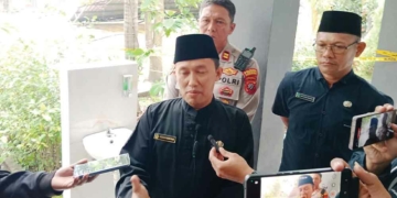 Atap SMAN 1 Susukan Cirebon Roboh, Kepsek Bantah Guru Meninggal