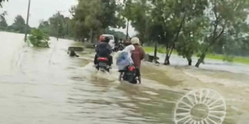 Banjir di Cirebon, Musiman Tanpa Solusi, Aktivitas Ruas Jalan Bunder-Ujunggebang Susukan Nyaris Lumpuh
