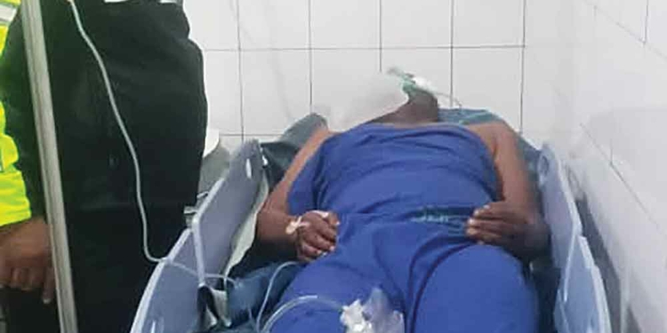 Kecelakaan di Cirebon, Pekerja Penambal Jalan Ditabrak Mobil Tangki Pertamina di Kapetakan