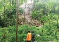 Tebing Hutan Cipanas Cirebon Longsor Tutup Akses Warga