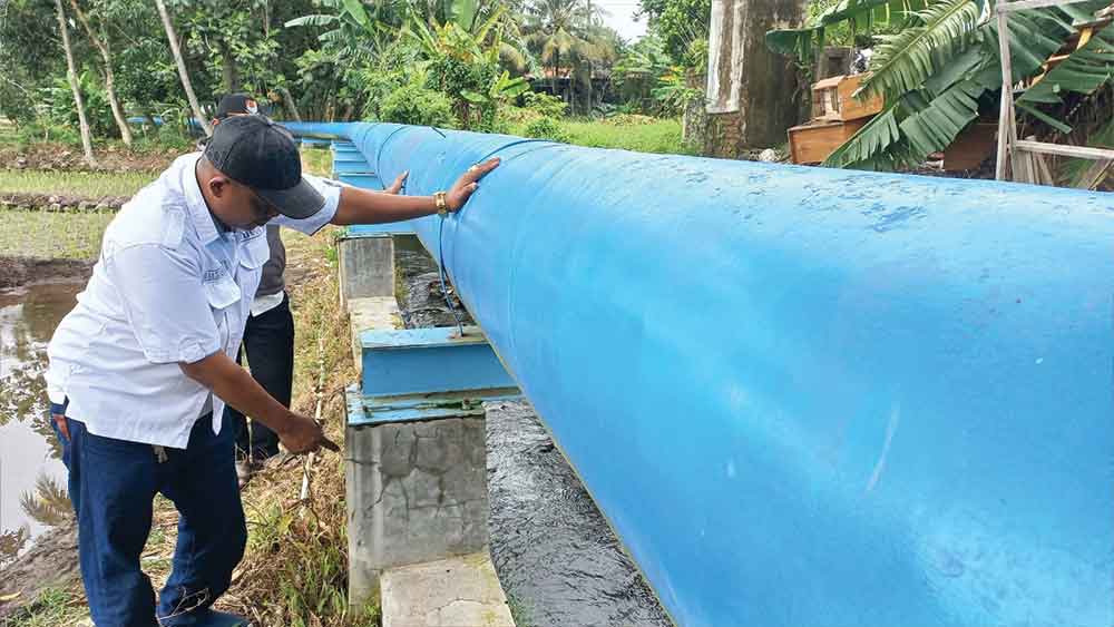 Ancam Copot Pipa Perumda Tirta Kamuning, Kuwu Cikalahang Nilai PDAM Abaikan Hak Masyarakat Desanya