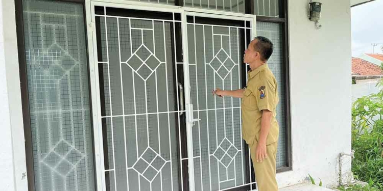 Renovasi Pustu Cempaka Cirebon Molor, Tak Sesuai Spesifikasi