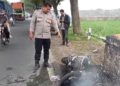 Diduga Korsleting Listrik, Sepeda Motor Warga Kesunean Cirebon Terbakar di Jalur Pantura Gebang