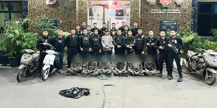 Tim Raimas Gagalkan Tawuran di Perbatasan Desa Cirebon