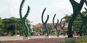 Revitalisasi Alun-alun Pataraksa Cirebon Digarap Bertahap