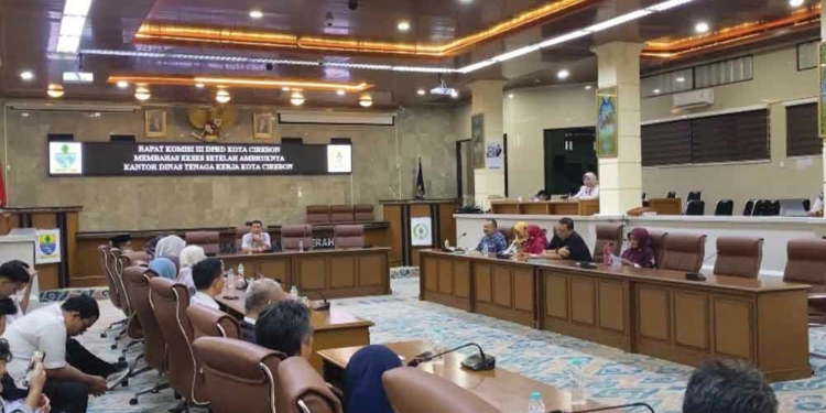 Tolak Rencana Pindah Permanen, Komisi III DPRD Dorong Disnaker Kota Cirebon Renovasi Kantor