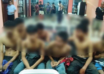 Konvoi Berandalan Motor di Bakung Cirebon Dihadang Warga, Empat Dibakar