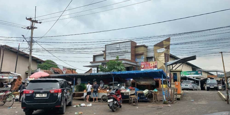 Soal Pasar Sumber, Disperdagin Kabupaten Cirebon Sarankan Duduk Bersama