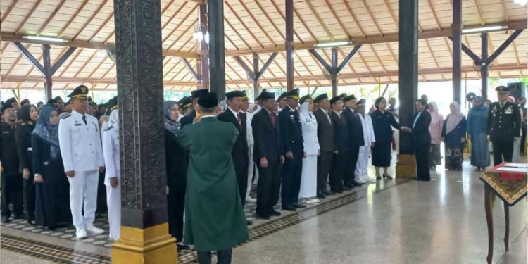 Pemkab Cirebon Rombak Birokrasi, 236 Pejabat Duduki Pos Baru, 8 JPT Pratama Dilantik, Berikut Daftarnya