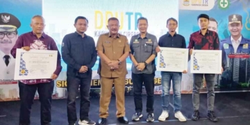 Lima Perusahaan di Kabupaten Cirebon Diganjar Consultant Awards 2026