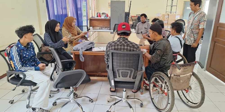 Puluhan Tenaga Kerja Difabel di Cirebon Terserap Dunia Industri