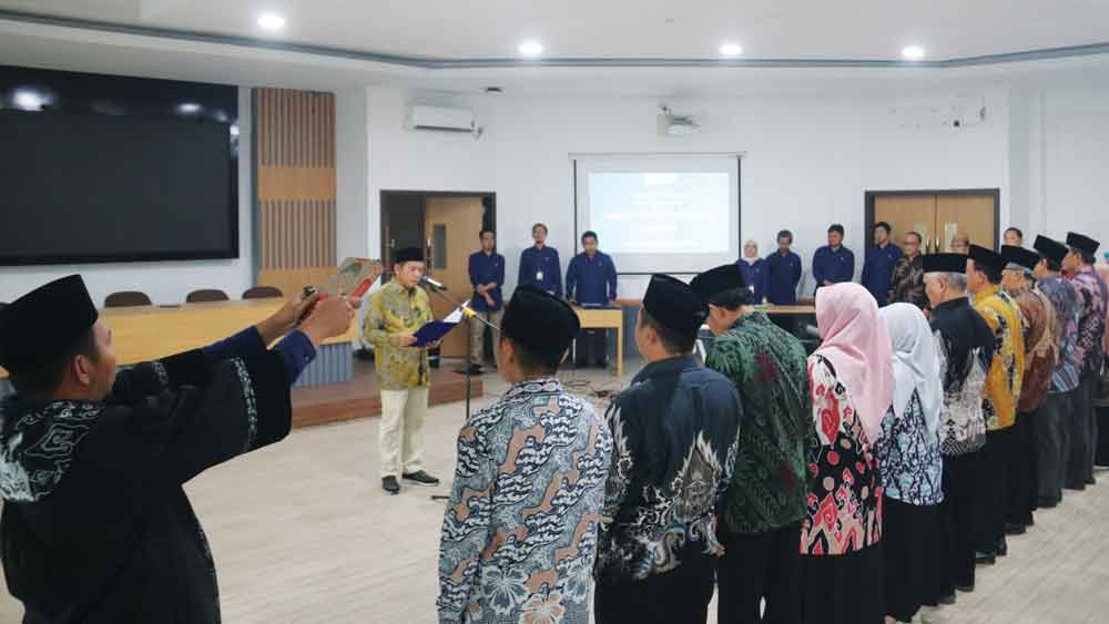 UIN Siber Cirebon Lantik dan Ambil Sumpah PNS, Rektor Dorong Percepatan Kenaikan Jabatan